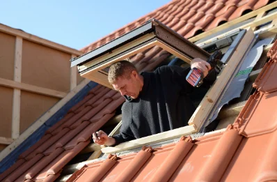 Pose de fenêtres de toit Velux à Genneville